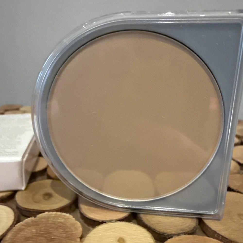 NOS Mary Kay Dual Coverage Beige 400 Powder Foundation‎ Makeup .32 Oz